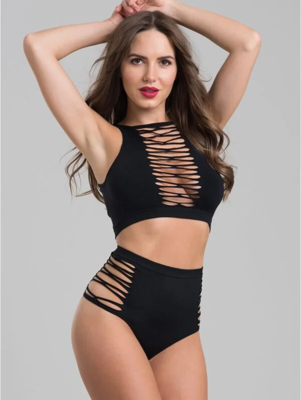 BellesHoney Plus Size Black Criss-Cross Bra Set